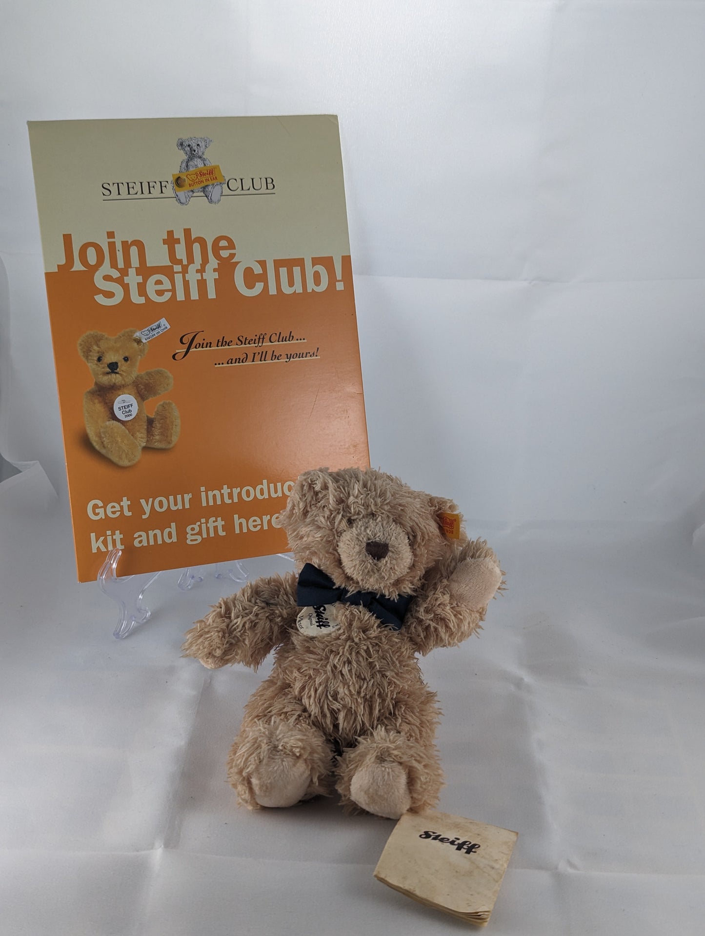 Steiff Victor Teddy (Vintage)