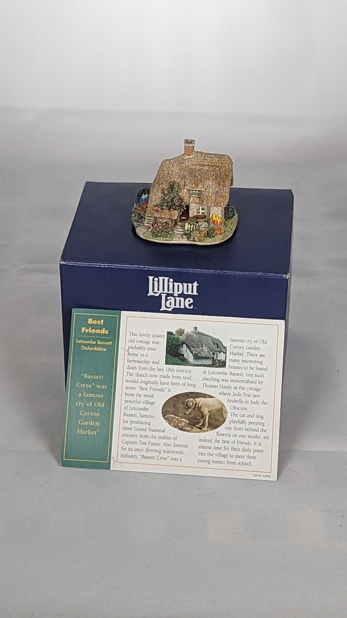 Lilliput Lane "Campden Cot" Boxed + "Best Friends"