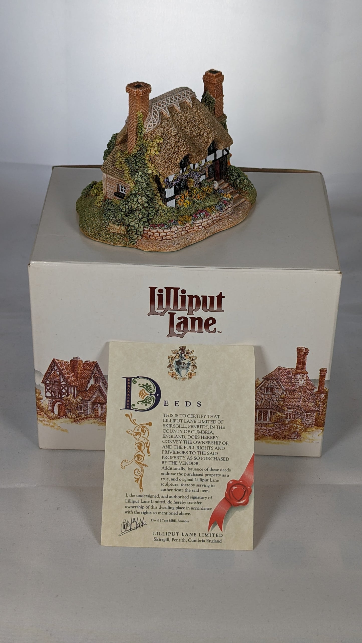 Lilliput Lane "Marigold Meadow"