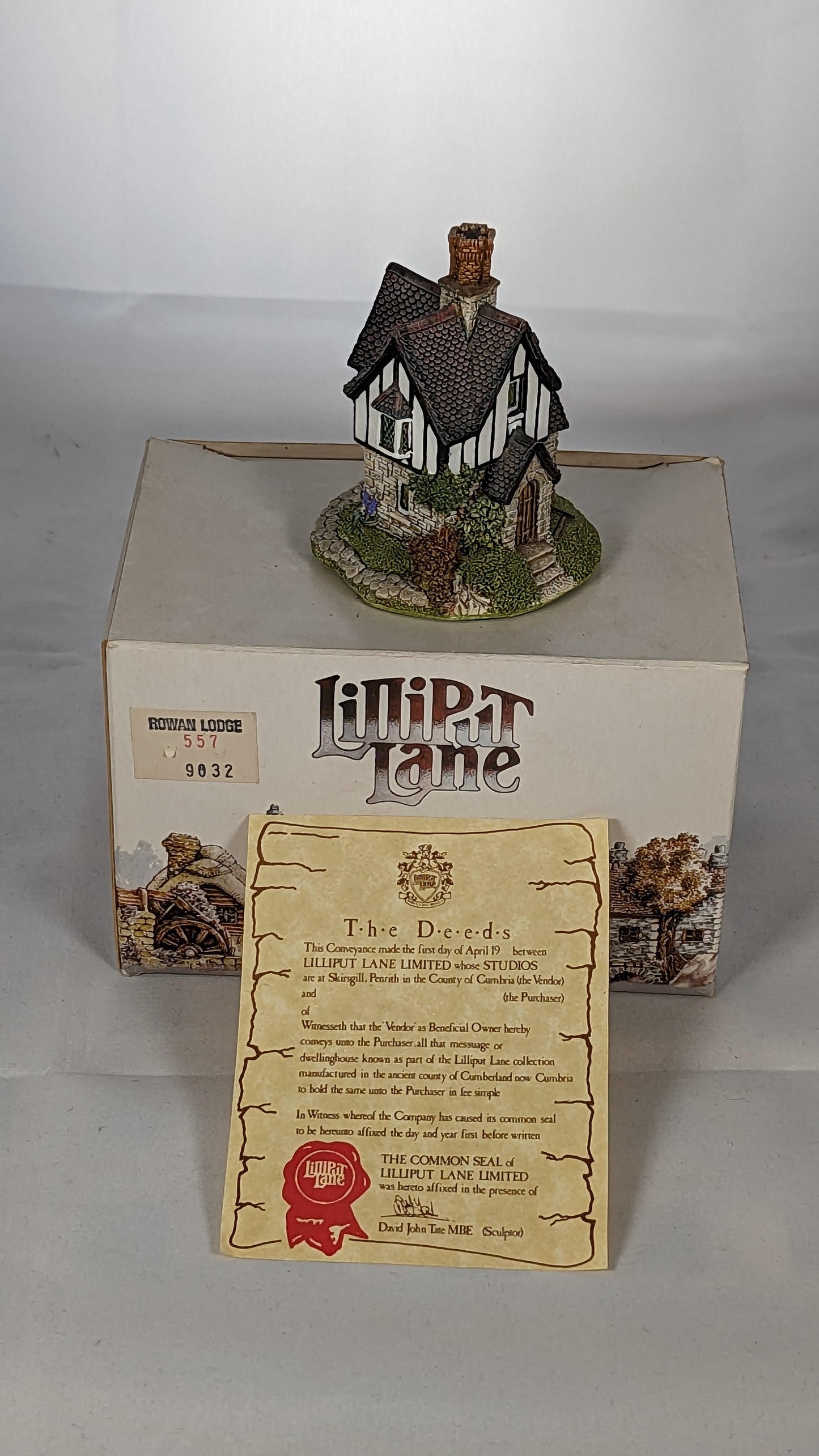 Lilliput Lane "Rowan Lodge"