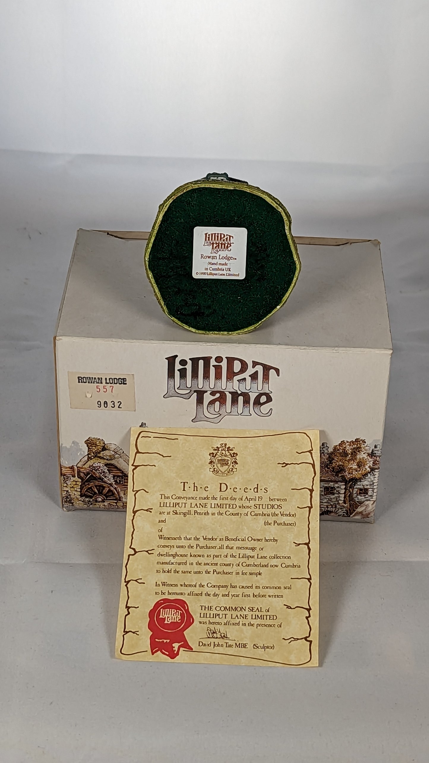 Lilliput Lane "Rowan Lodge"