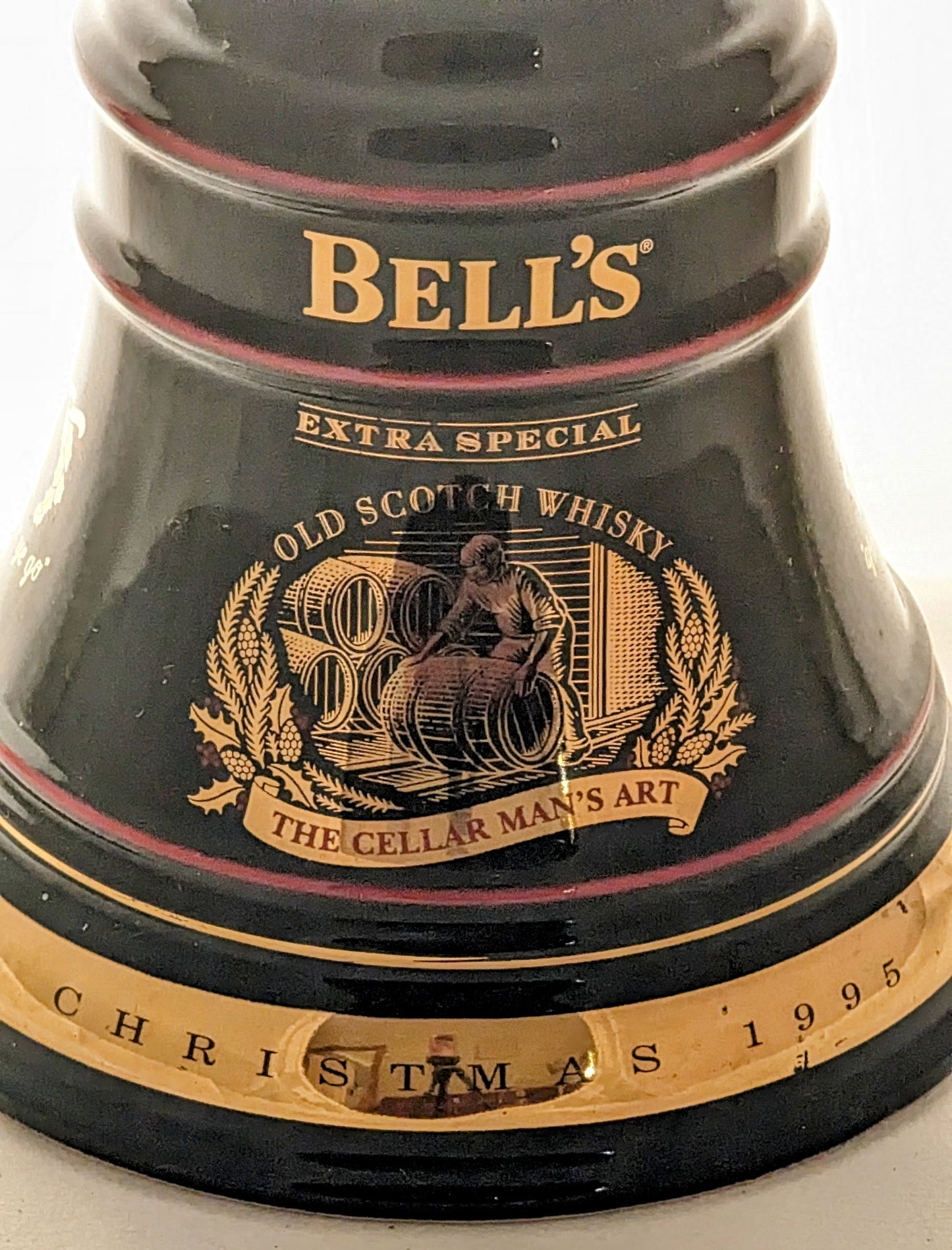 Wade Ceramic Bells Extra Special Scotch Whisky Decanter Lg