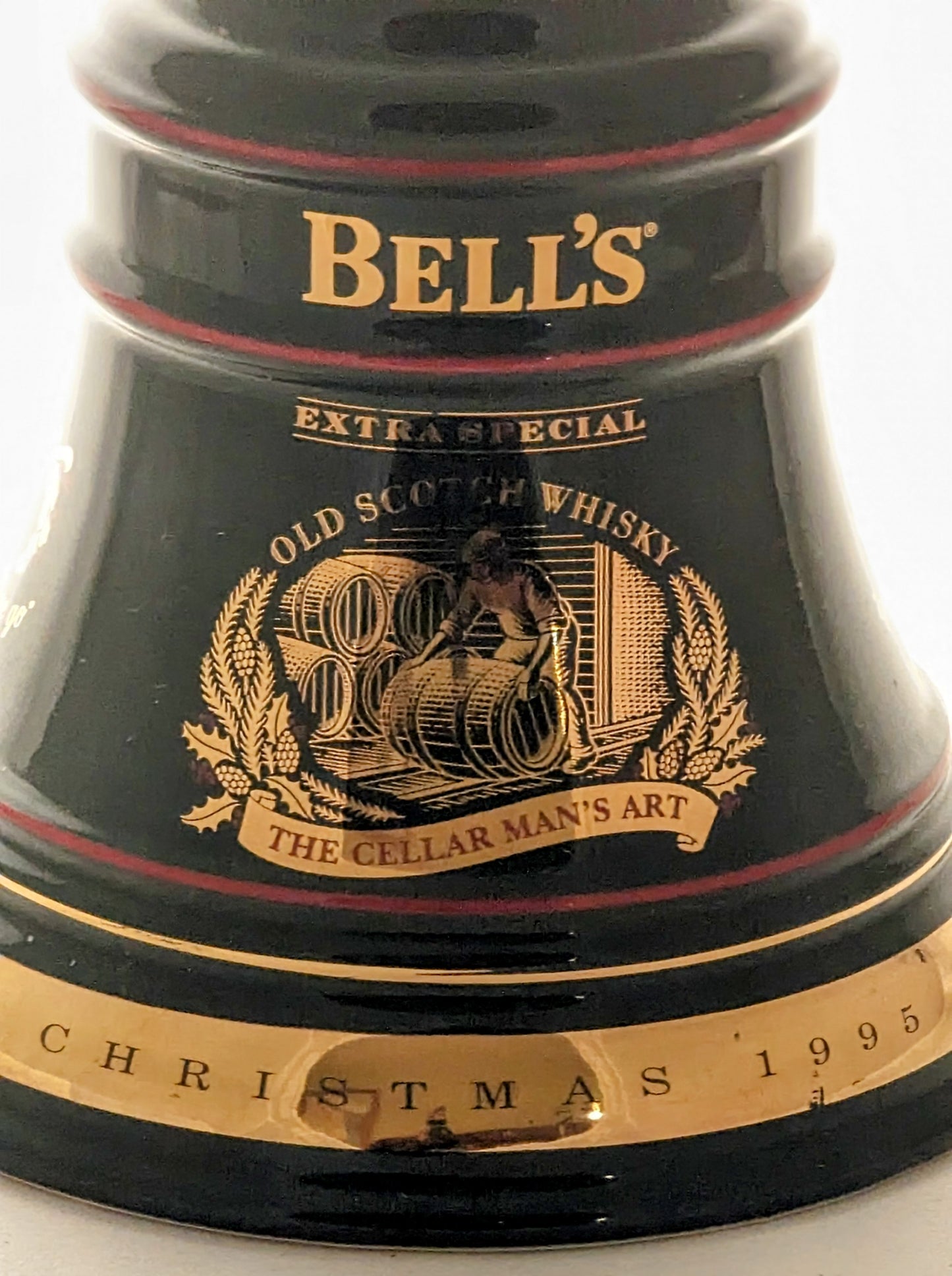 Wade Ceramic Bells Extra Special Scotch Whisky Decanter Lg