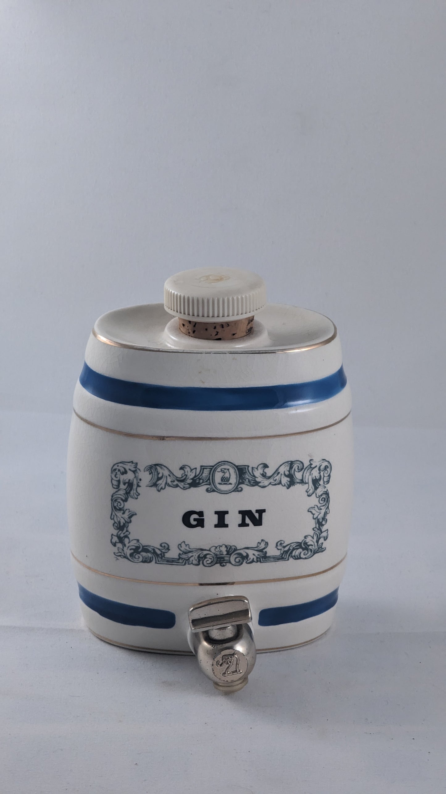 Vintage Wade Royal Victoria Ceramic Barrel Decanters x 4