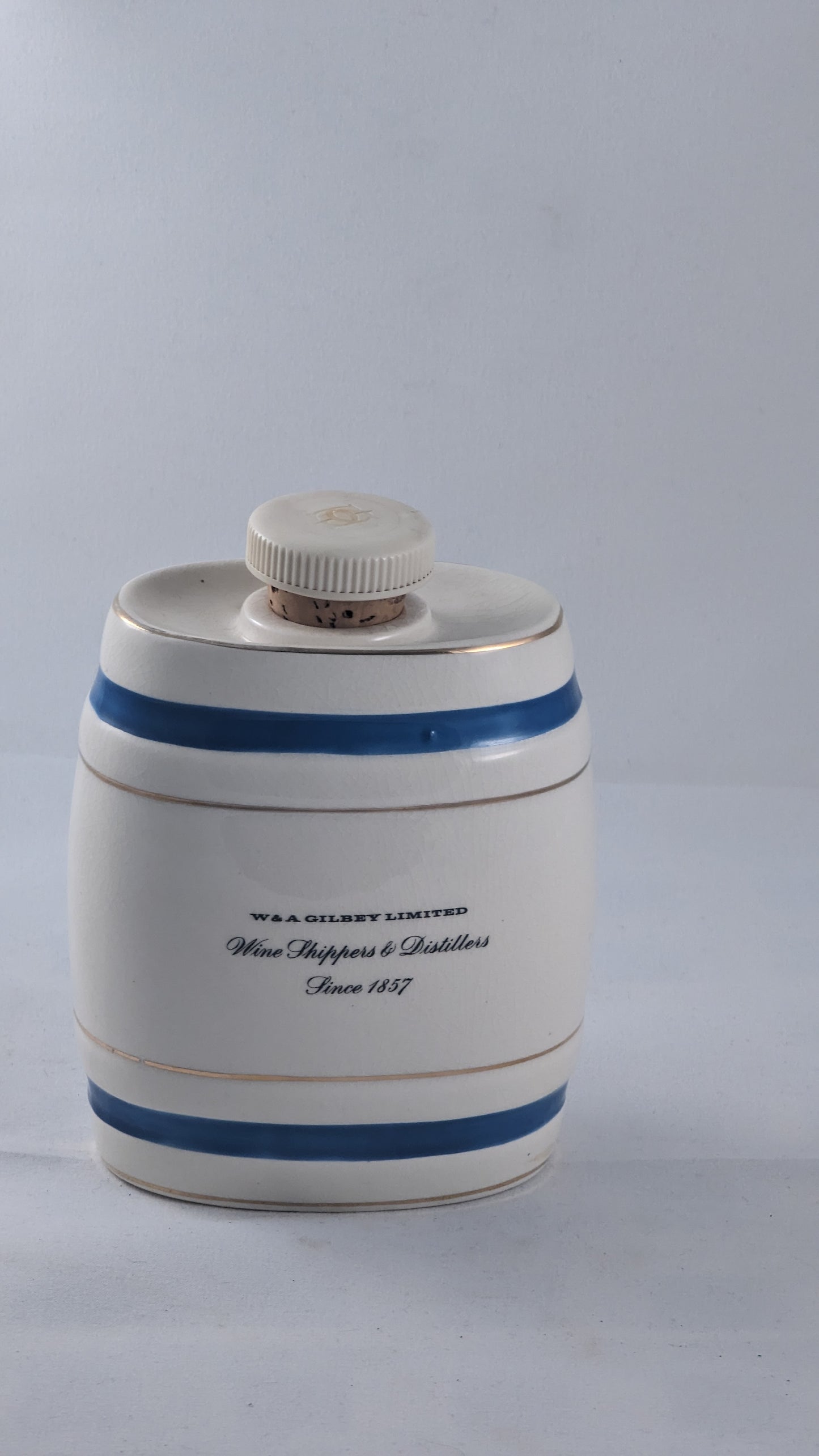 Vintage Wade Royal Victoria Ceramic Barrel Decanters x 4