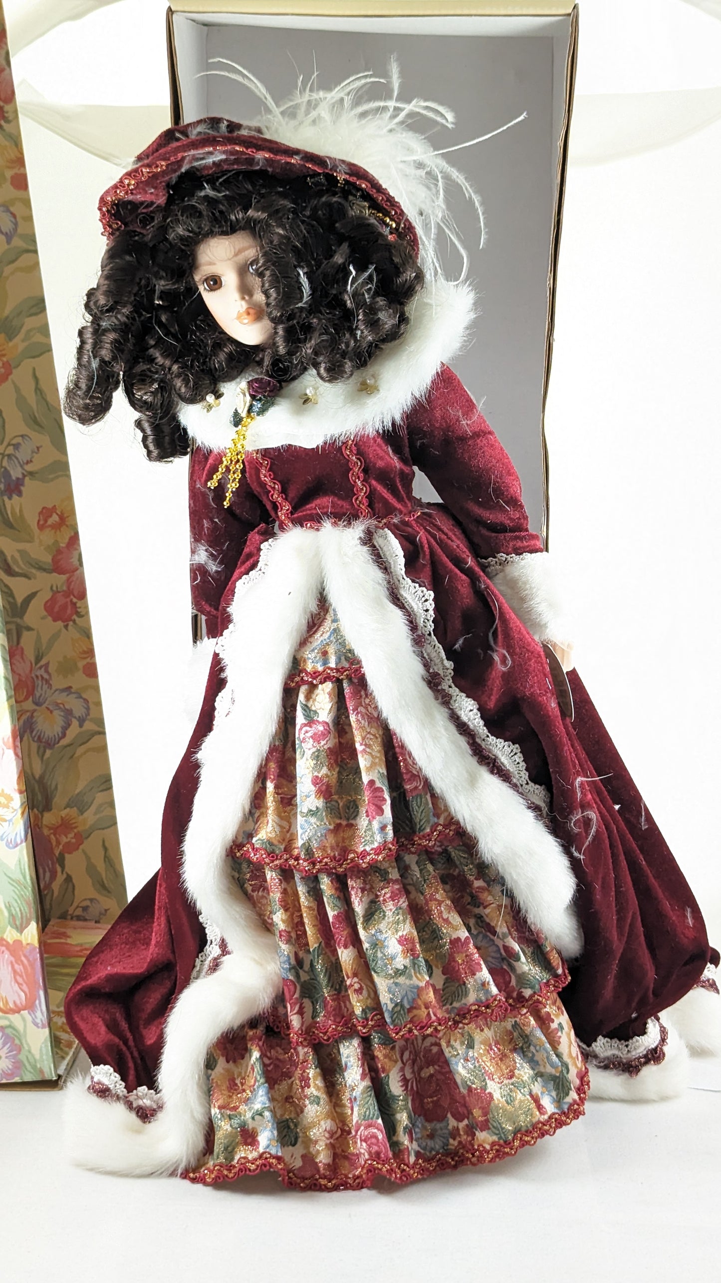 Knightsbridge Collection "Millicent"