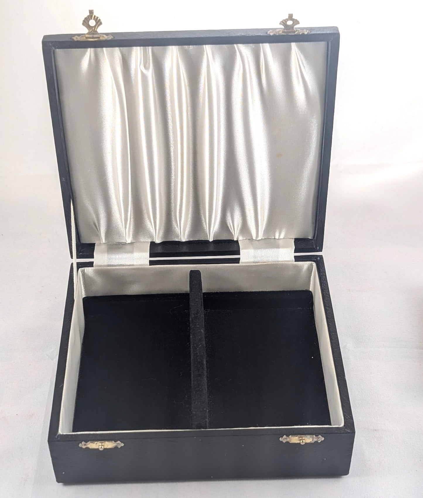 Vintage Mens Travel Set Cased