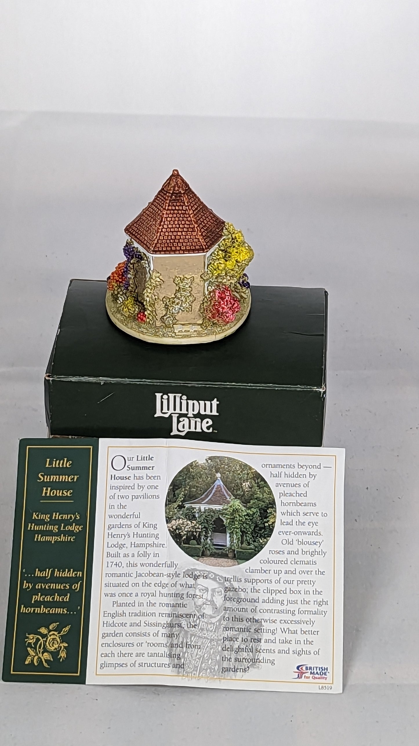 Lilliput Lane "Little Summer House"