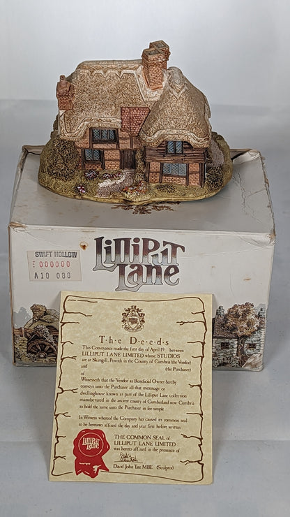 Lilliput Lane "Swift Hollow"