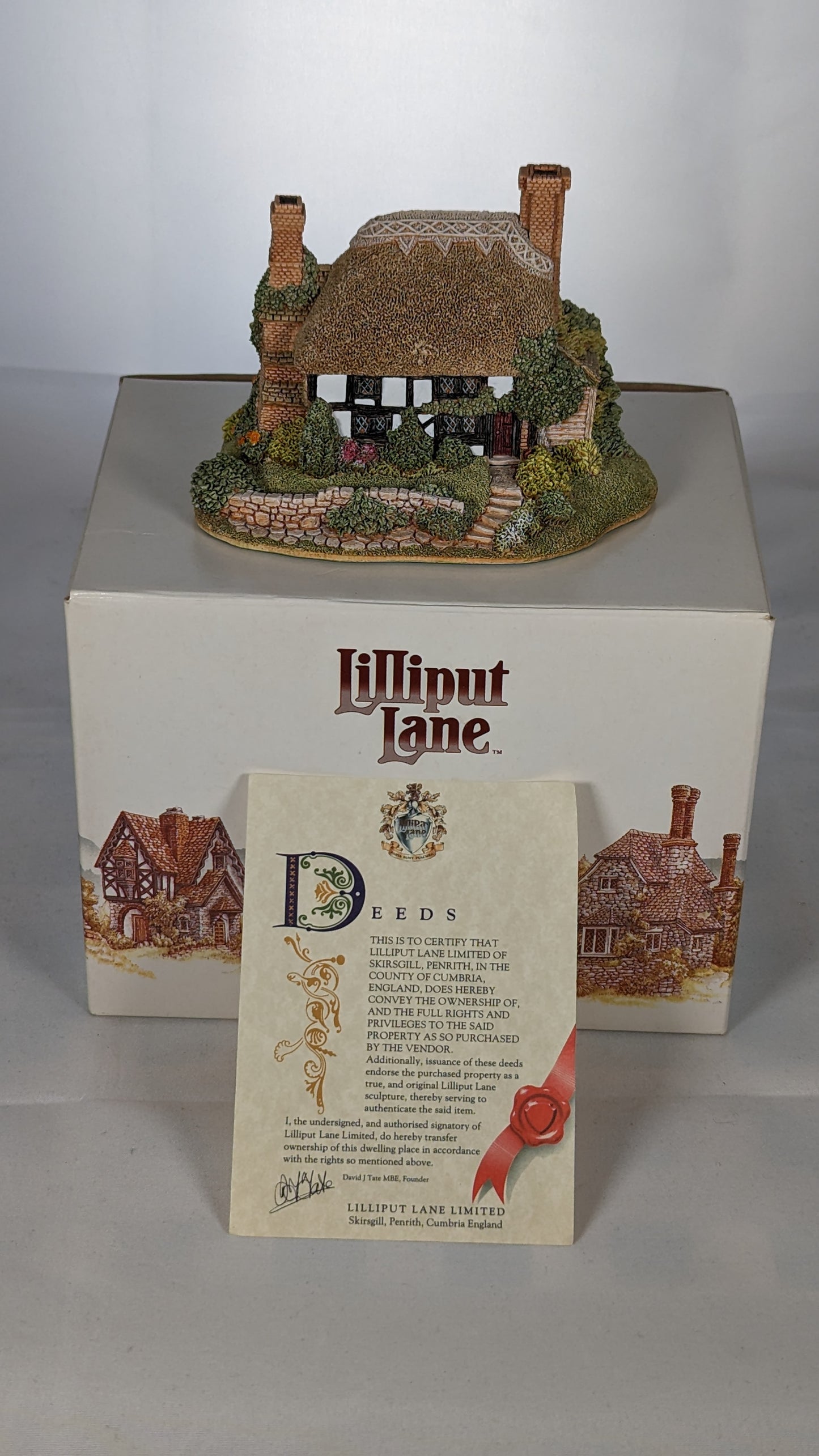 Lilliput Lane "Marigold Meadow"