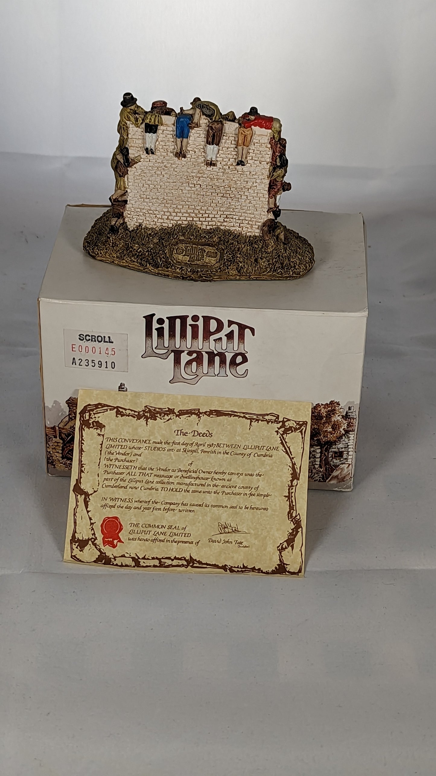 Lilliput Lane "Scroll"