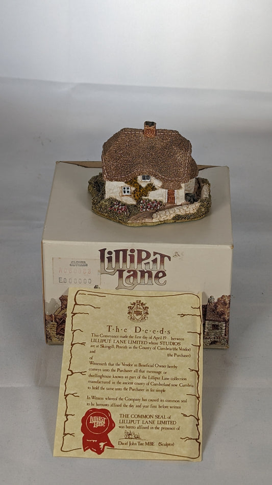 Lilliput Lane "Clover Cottage"